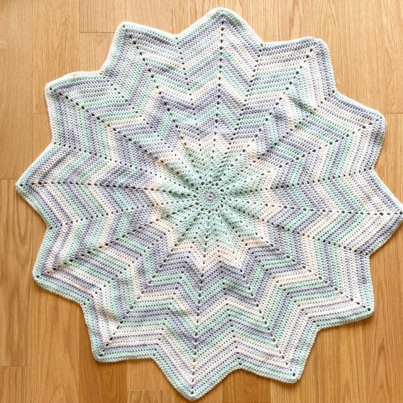 Handmade Crochet Star Baby Blanket 42" Pastel colors - Picture 3 of 8